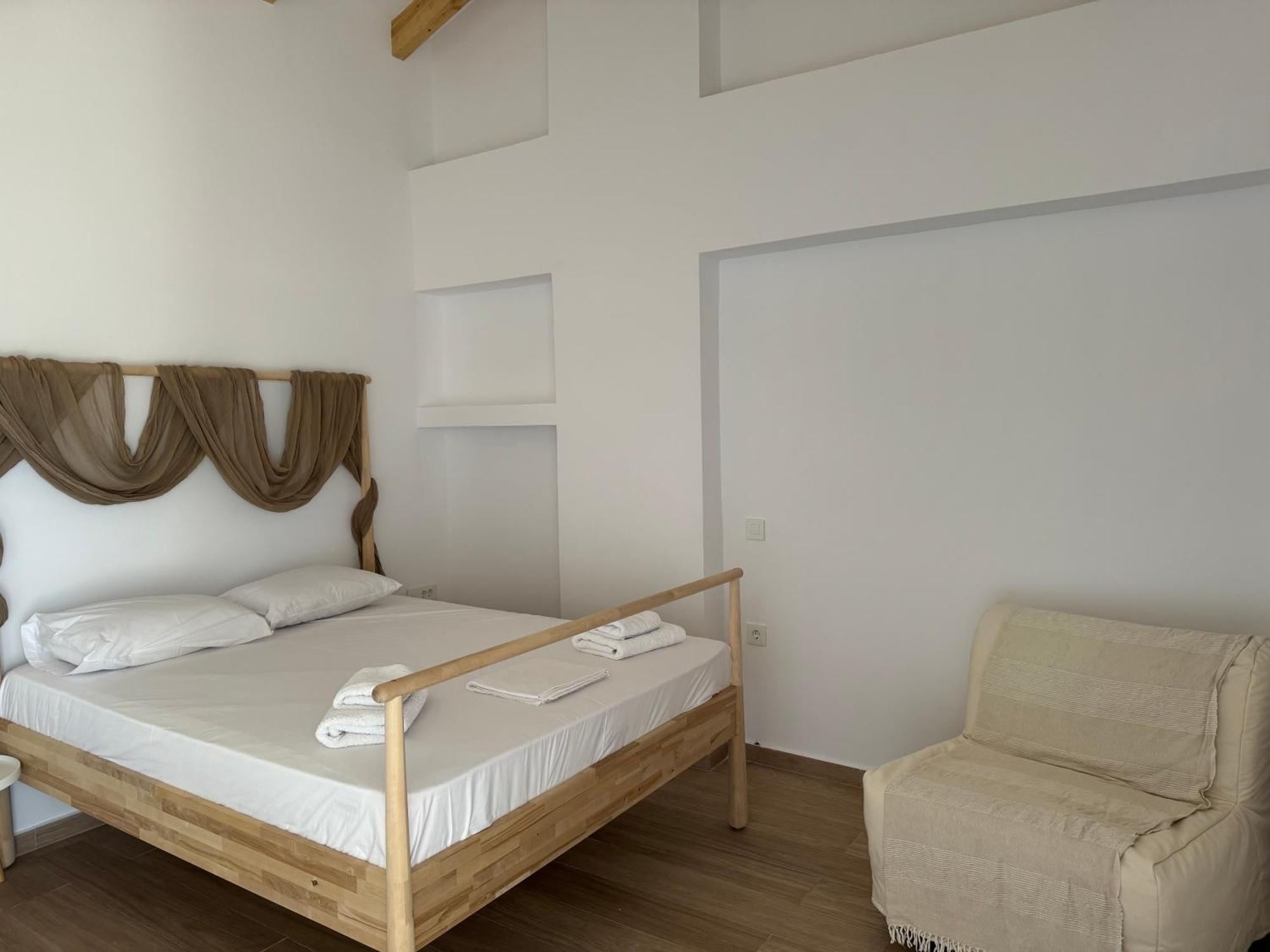 Nikludin & Holiday home *